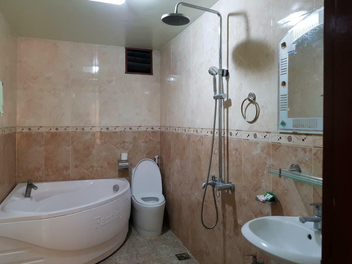 Khách sạn Anh Đào Phu Ly Exterior foto